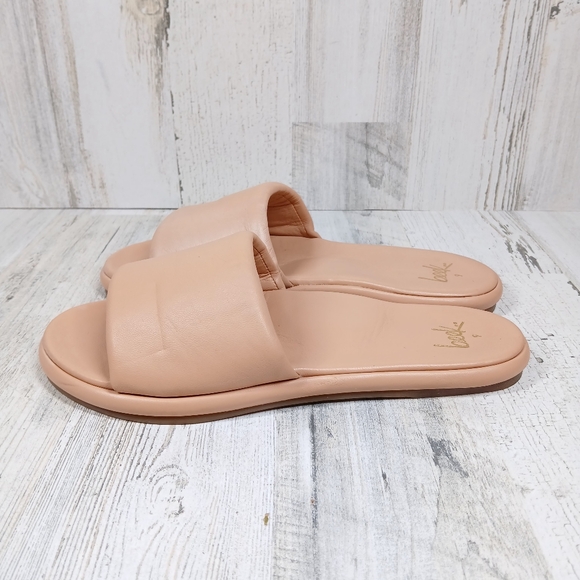 beek Shoes - beek Women's Sandals in Light Pink